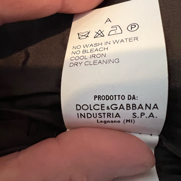 EUC authentic Dolce & Gabbana midi corduroy skirt with a silk lining. - Picture 9 of 12